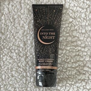 Bath & Body Works Into The Night Body Cream - 8 ounces